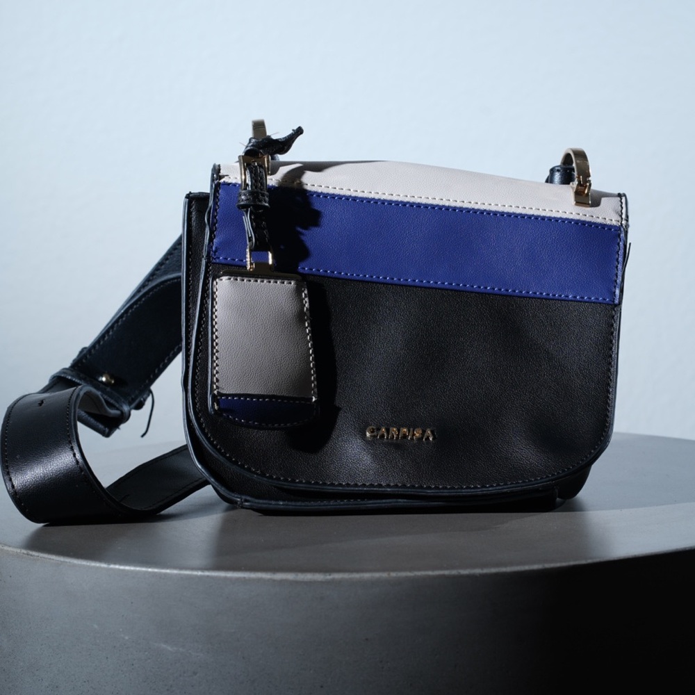 Crossbody / shoulder bag
